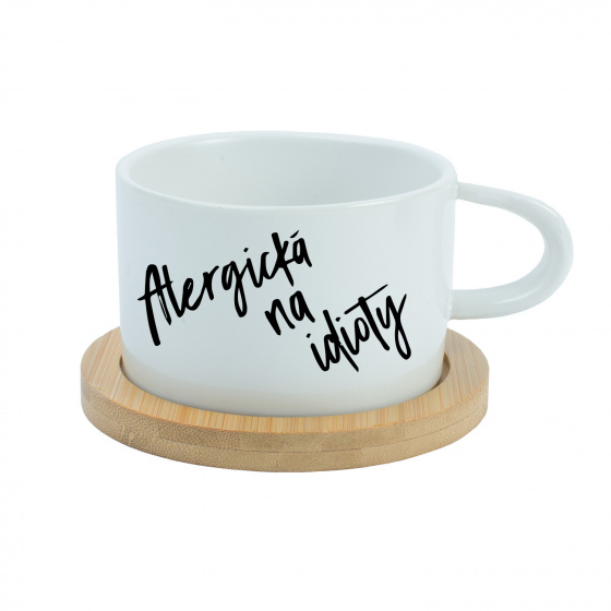 ALERGICKÁ NA IDIOTY - bílý hrníček makronka 200 ml
