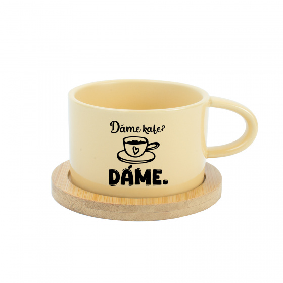 DÁME KAFE? DÁME. - žlutý hrníček makronka 200 ml