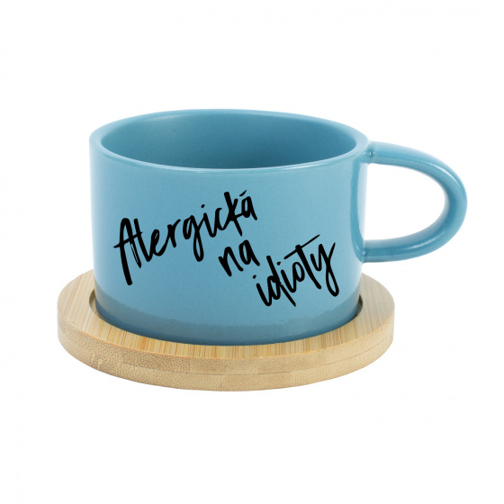 ALERGICKÁ NA IDIOTY - modrý hrníček makronka 200 ml