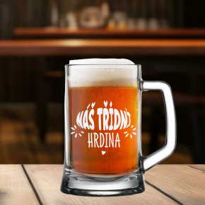 NÁŠ TŘÍDNÍ HRDINA - pivní sklenice 0,5l