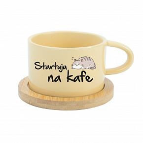STARTUJU NA KAFE - žlutý hrníček makronka 200 ml STARTUJU NA KAFE - žlutý hrníček makronka 200 ml