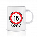 Personalizovaný klasický bílý hrníček 300 ml - narozeninová dopravní značka 