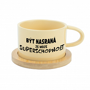 BÝT NASRANÁ JE MOJE SUPERSCHOPNOST - žlutý hrníček makronka 200 ml